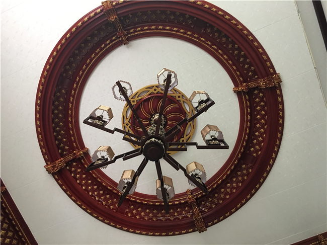 Round Shape Ceiling Ornaments Medallion Hollow Foam Ceiling Tiles