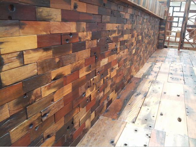 Old Ship Wood Mosaic Wall Panels , Mixed Color Wood Mosaic Tile For Shop