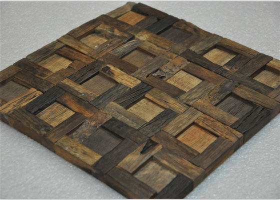 Handmade Reclaimed Wood Wall Panels Natural Pattern For Coffee Shop / Bar